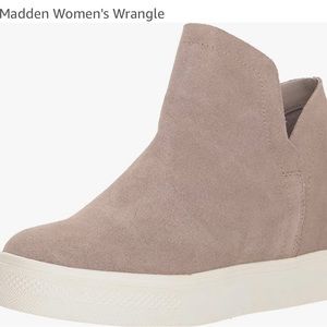 Steve Madden Women's Wrangle